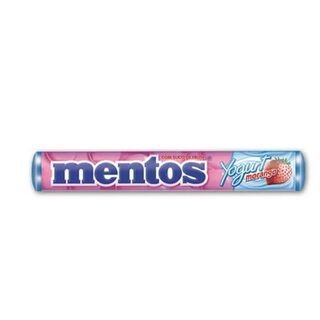 Bala Mastigável Mentos morango e yogurt, 1 unidade com 14 balas (37,5g)