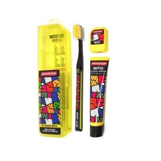 Kit Viagem DentalClean Romero Britto escova dental, 1 unidade + fio dental, 25m, 1 unidade + gel dental, 50g + estojo